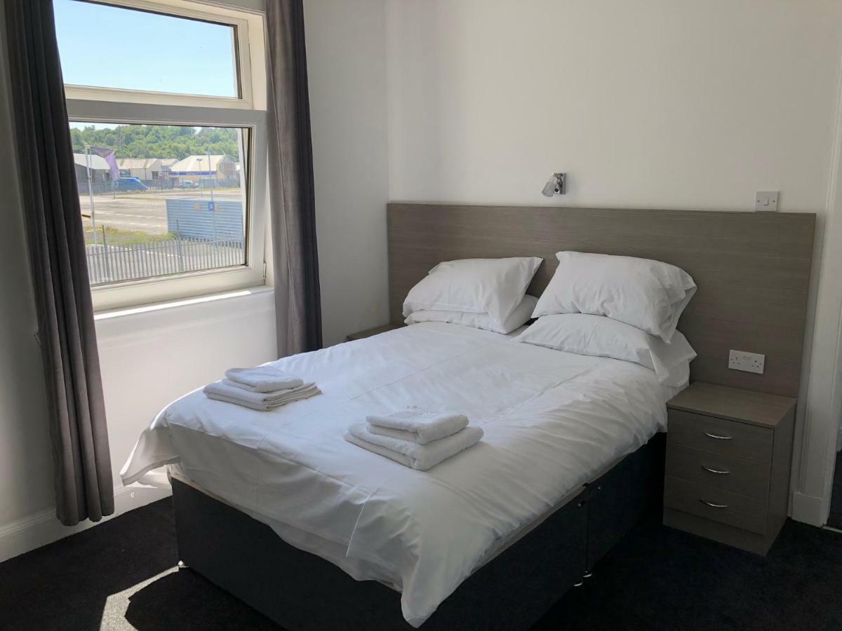 Glasgow Airport Holiday Home بيزلي المظهر الخارجي الصورة