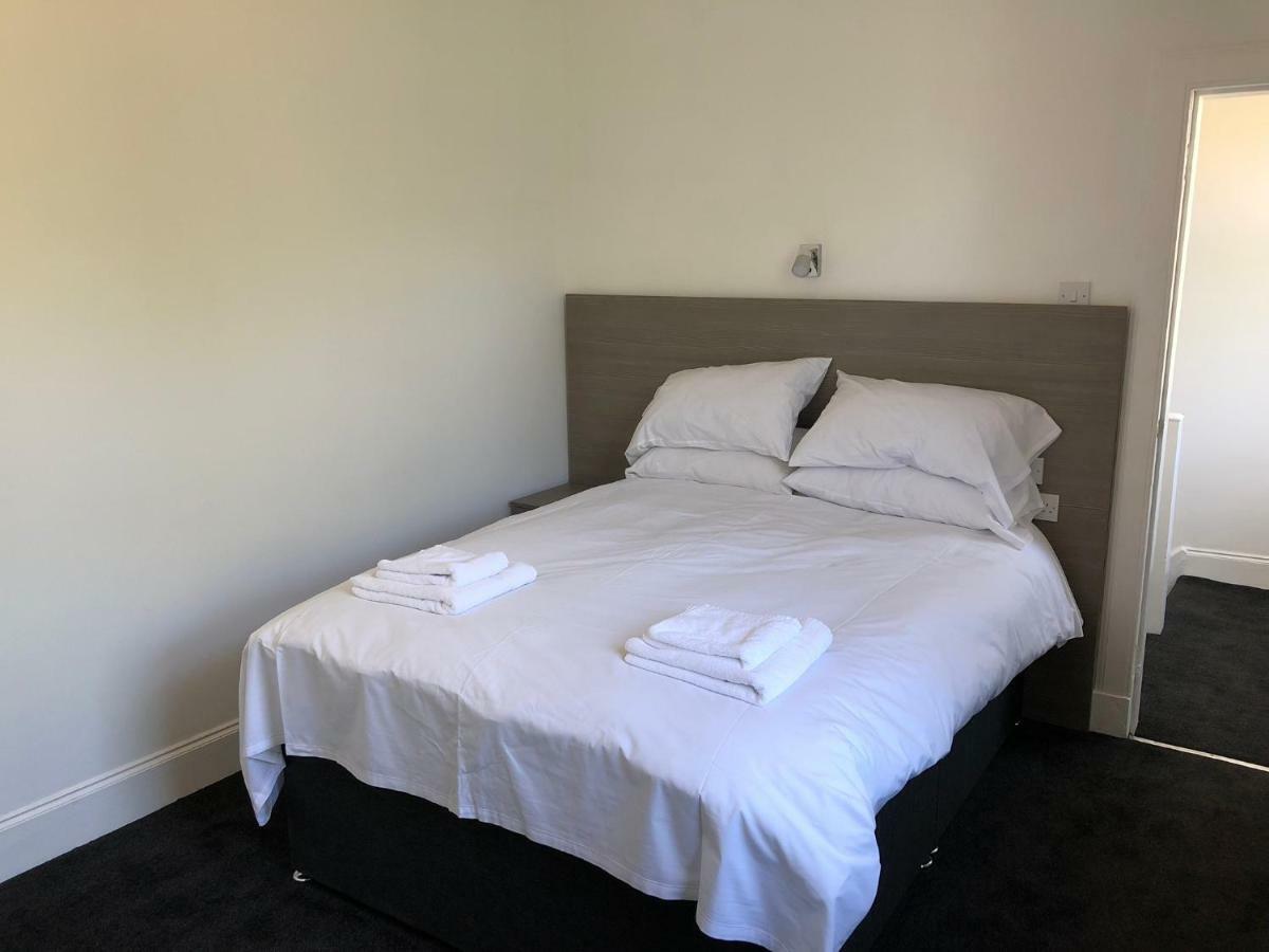 Glasgow Airport Holiday Home بيزلي المظهر الخارجي الصورة
